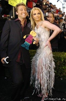 AMA 2003 (ковровая дорожка)041.jpg(Бритни Спирс, Britney Spears)