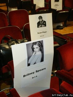 AMA 2003 (ковровая дорожка)046.jpg(Бритни Спирс, Britney Spears)