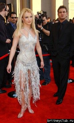 AMA 2003 (ковровая дорожка)058.jpg(Бритни Спирс, Britney Spears)