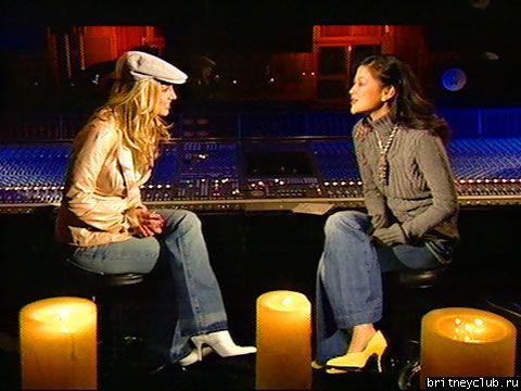 MTV All Eyes on Britney Spears  () Britney waiting for her flight in Los Angeles (часть 1)038.jpg(Бритни Спирс, Britney Spears)
