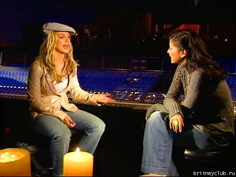 Интервью перед выступлением126_G.jpg(Бритни Спирс, Britney Spears)