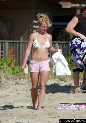 Бритни на Гавайях012.jpg(Бритни Спирс, Britney Spears)