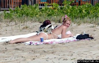 Бритни на Гавайях014.jpg(Бритни Спирс, Britney Spears)