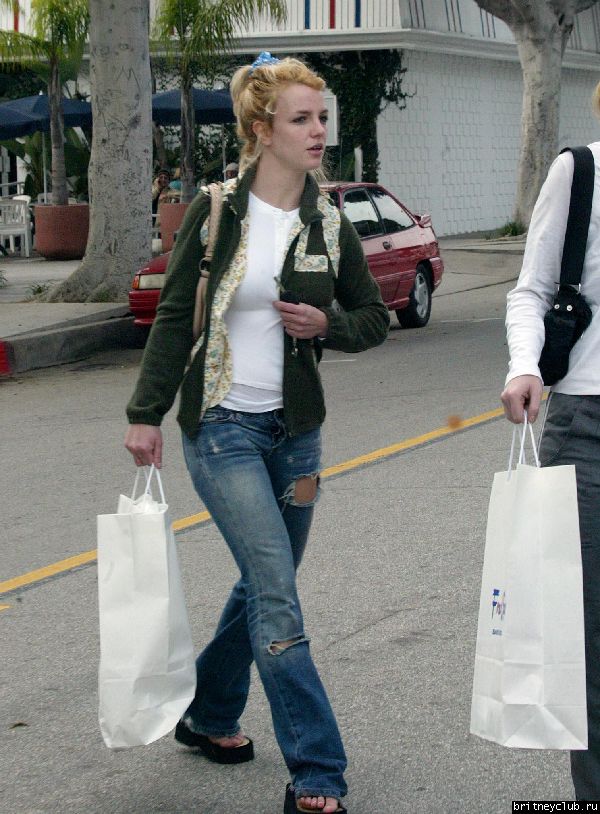 Шоппинг в Санта Моникеspears_britney_16_111503_(7).jpg(Бритни Спирс, Britney Spears)