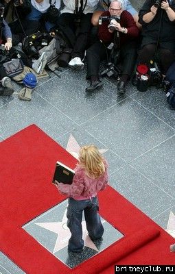 Бритни на Аллее Славы в Голливуде011.jpg(Бритни Спирс, Britney Spears)