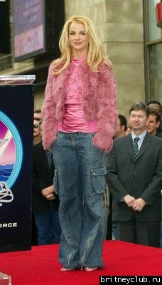 Бритни на Аллее Славы в Голливуде024.jpg(Бритни Спирс, Britney Spears)