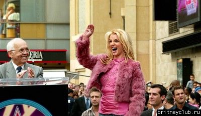 Бритни на Аллее Славы в Голливуде069.jpg(Бритни Спирс, Britney Spears)