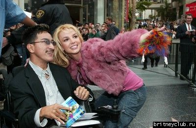 Бритни на Аллее Славы в Голливуде100.jpg(Бритни Спирс, Britney Spears)