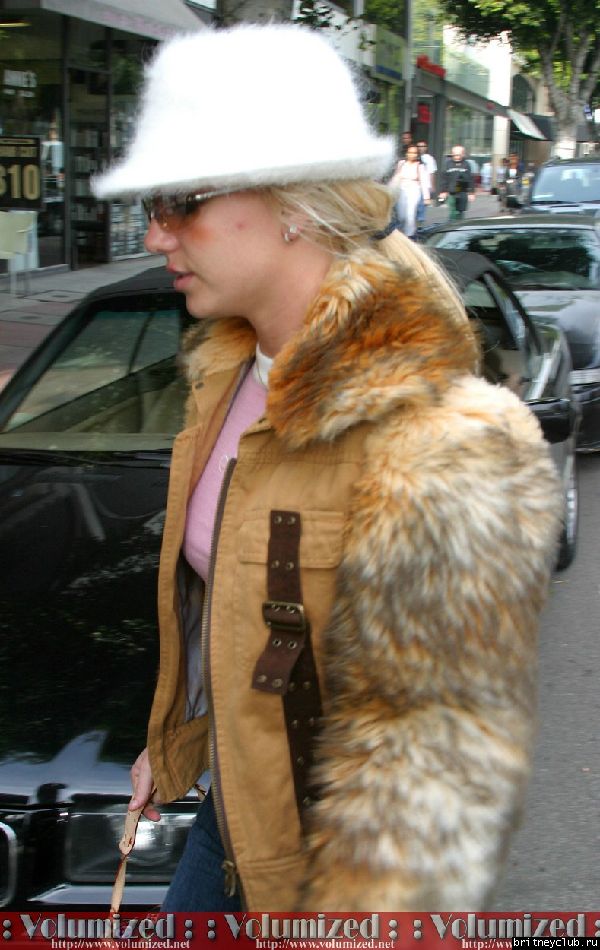 Бритни посещает ресторан Tanino08.jpg(Бритни Спирс, Britney Spears)