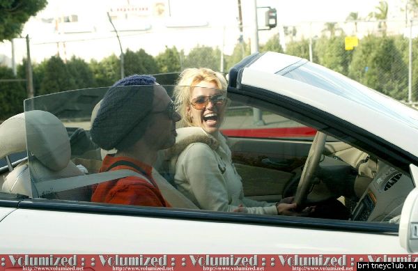 Бритни на шоппинге в Санта Монике02.jpg(Бритни Спирс, Britney Spears)