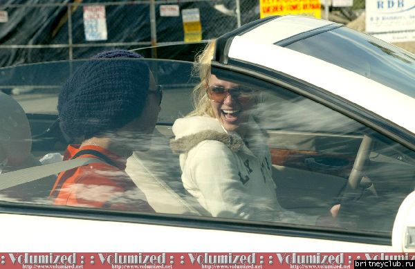 Бритни на шоппинге в Санта Монике06.jpg(Бритни Спирс, Britney Spears)