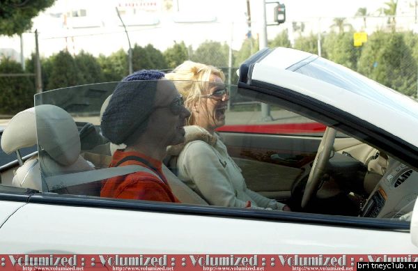Бритни на шоппинге в Санта Монике07.jpg(Бритни Спирс, Britney Spears)