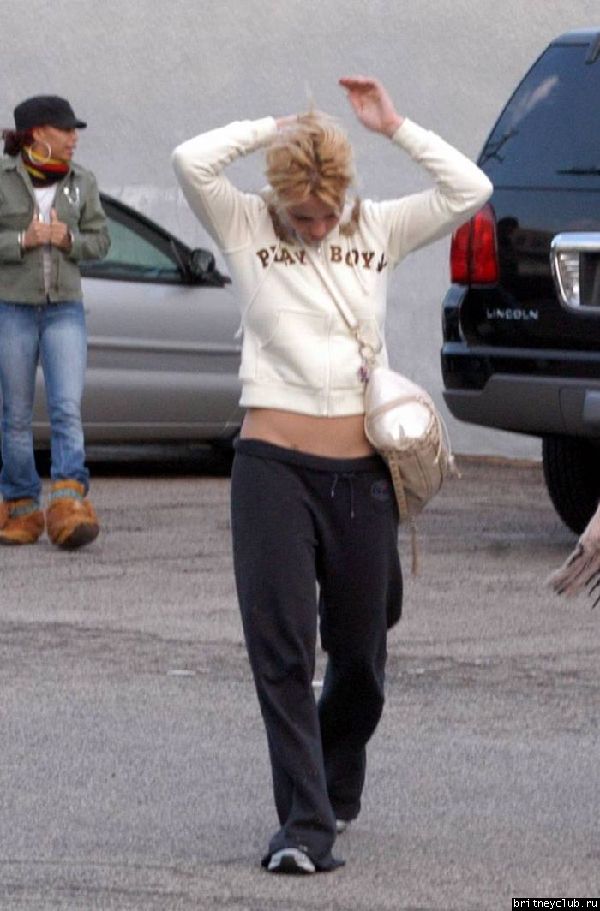 Бритни на шоппинге в Санта Моникеbspears122303_24.jpg(Бритни Спирс, Britney Spears)