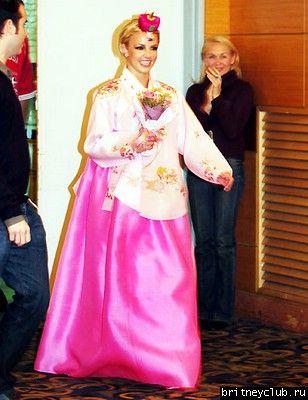 Бритни на пресс конференции в Корее011.jpg(Бритни Спирс, Britney Spears)