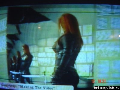 Кадры из нового клипа Toxiccap10.jpg(Бритни Спирс, Britney Spears)