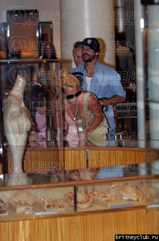 Шоппинг в Jewelry Department013.jpg(Бритни Спирс, Britney Spears)