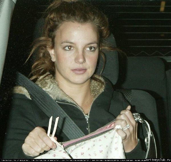 Бритни возвращается от дантистаbritney-dentist-110804-12.jpg(Бритни Спирс, Britney Spears)