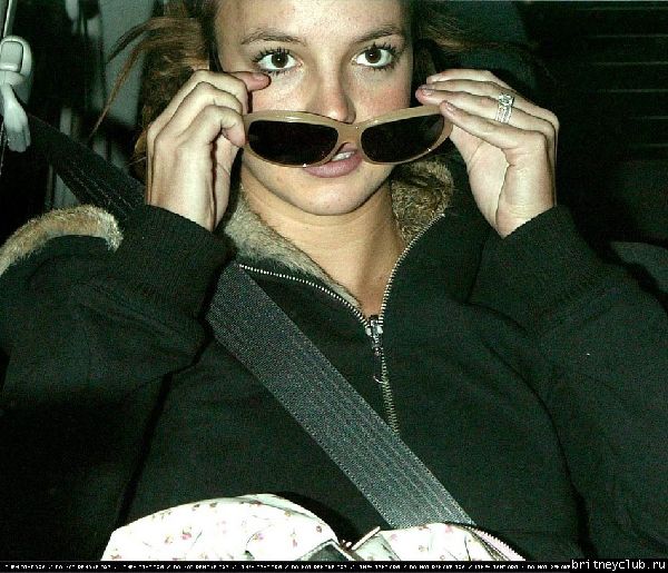 Бритни возвращается от дантистаbritney-dentist-110804-9.jpg(Бритни Спирс, Britney Spears)