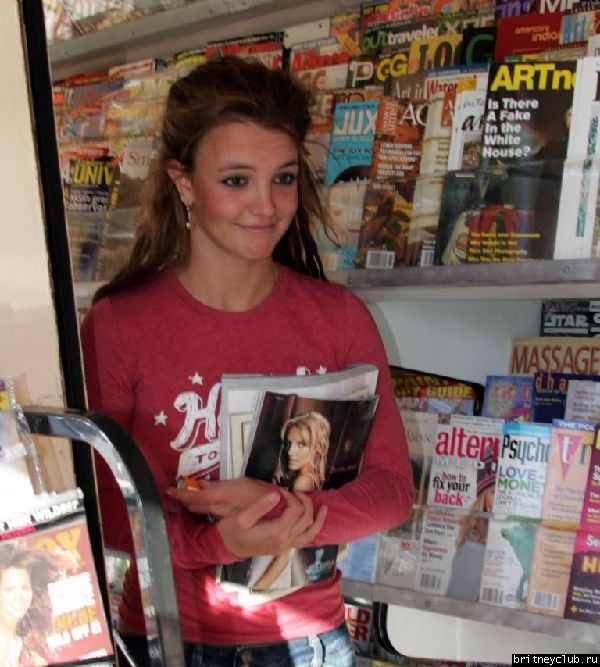 Бритни в День Выборов в США28.jpg(Бритни Спирс, Britney Spears)