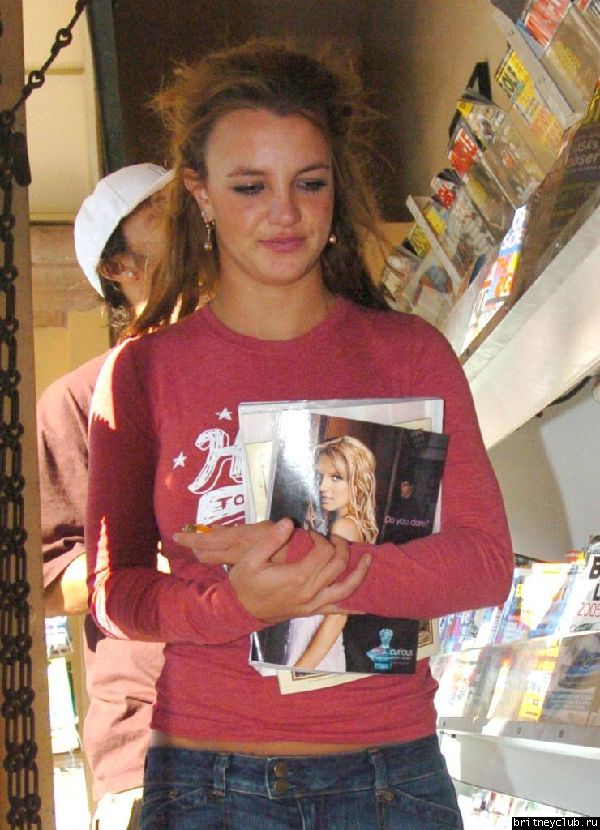 Бритни в День Выборов в СШАsp021104a_01.jpg(Бритни Спирс, Britney Spears)
