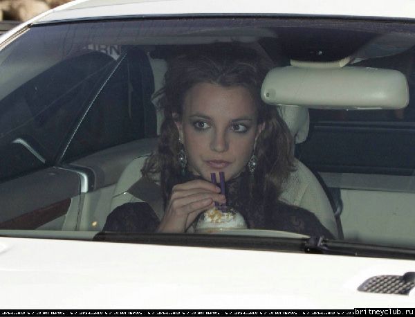 Бритни и Кевин возвращаются из Quixote Studios06.jpg(Бритни Спирс, Britney Spears)