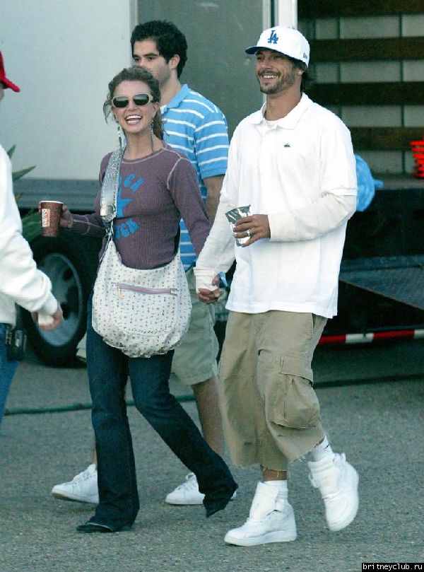 Бритни в Малибу_193184_spears_britney_28_110604.jpg(Бритни Спирс, Britney Spears)