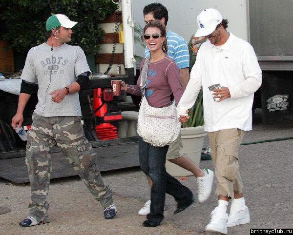 Бритни в Малибуbritneyjlset110604339ti.jpg(Бритни Спирс, Britney Spears)