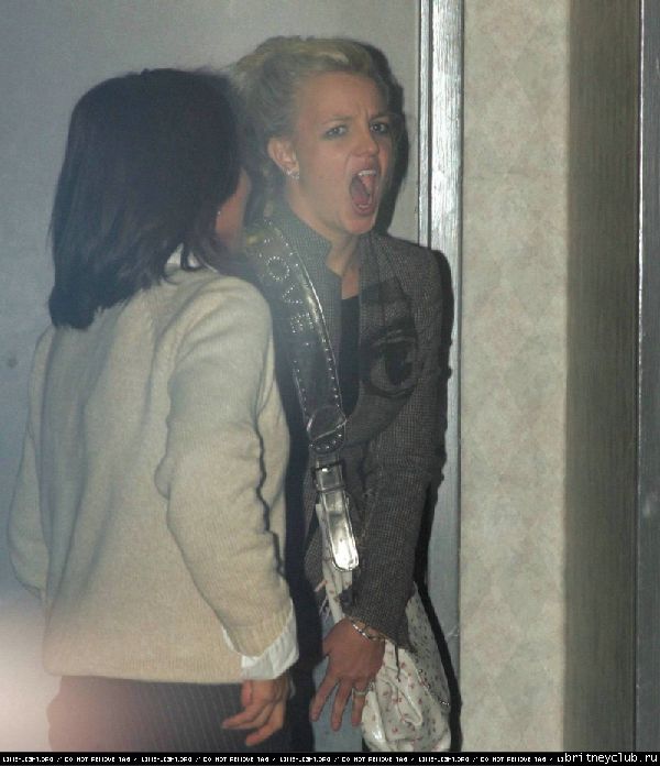 Бритни в Малибу (очень смешные фотки)03.jpg(Бритни Спирс, Britney Spears)