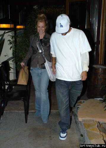 Бритни в Малибу (очень смешные фотки)n8i37.jpg(Бритни Спирс, Britney Spears)