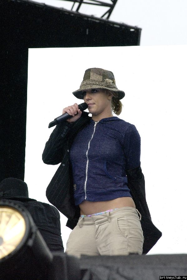 Репетиция концерта NFL Kick-Off 48.jpg(Бритни Спирс, Britney Spears)