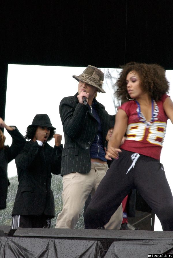 Репетиция концерта NFL Kick-Off 74308231_10.jpg(Бритни Спирс, Britney Spears)