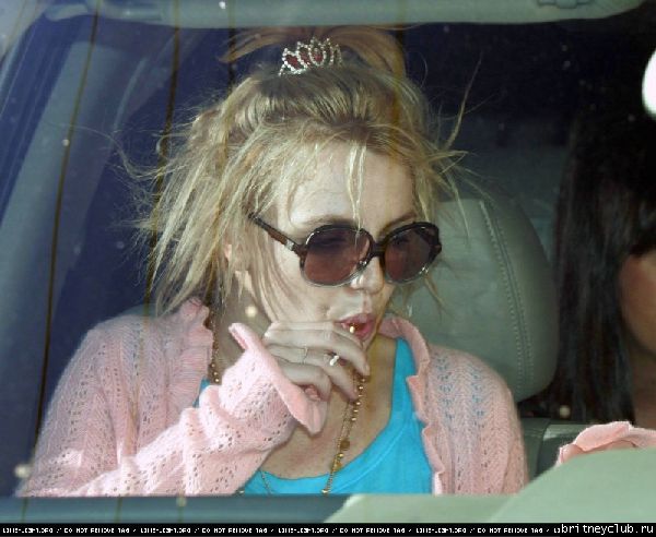 Бритни по пути в студию звукозаписи06.jpg(Бритни Спирс, Britney Spears)