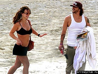 Бритни и Кевин на пляжеbspears33.jpg(Бритни Спирс, Britney Spears)