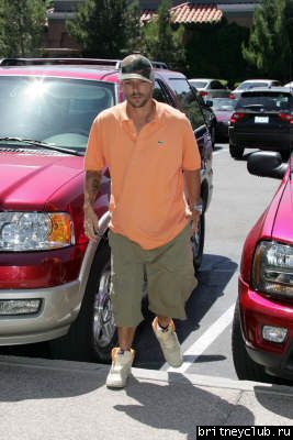 Бритни и Кевин в Аризоне4r9dnq.jpg(Бритни Спирс, Britney Spears)