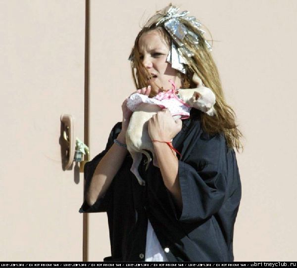 Бритни посещает салон красоты37.jpg(Бритни Спирс, Britney Spears)