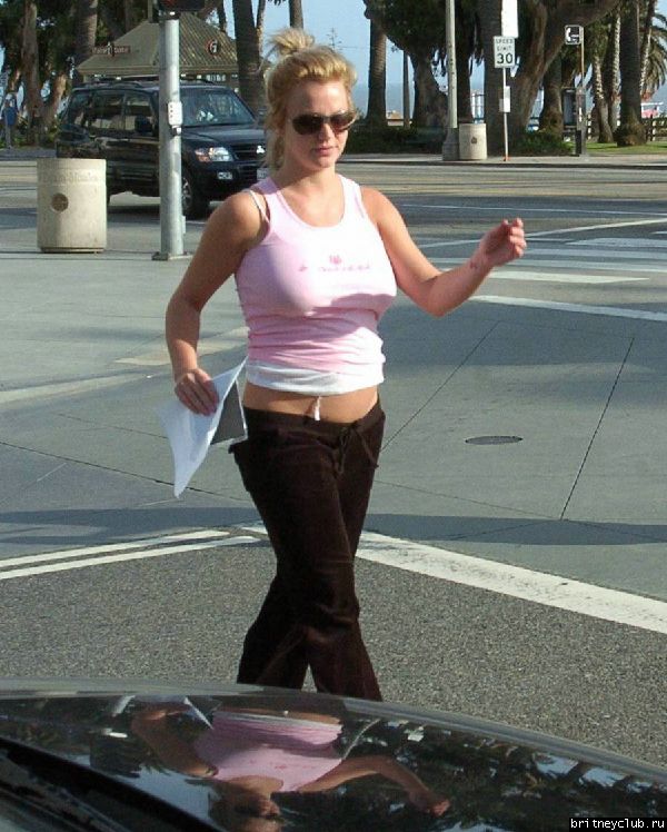 Бритни посещает Кабала-центр18.jpg(Бритни Спирс, Britney Spears)