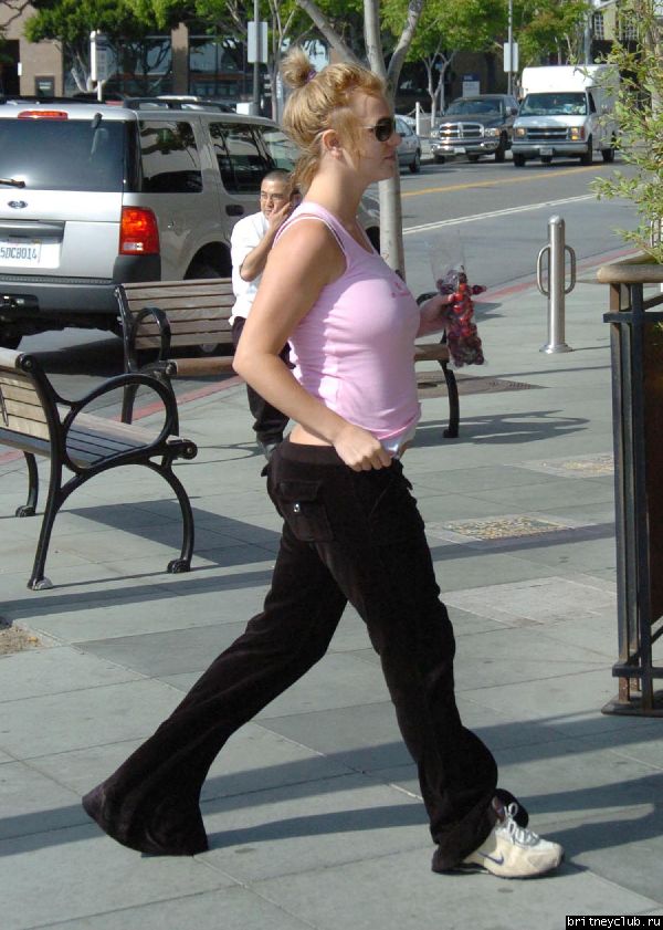 Бритни посещает Кабала-центрbb1.jpg(Бритни Спирс, Britney Spears)