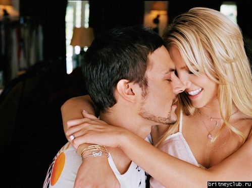 Фотосессия Britney And Kevin "People: Engagment"people_hires_photoshoot_mark_liddell_45697056856.jpg(Бритни Спирс, Britney Spears)