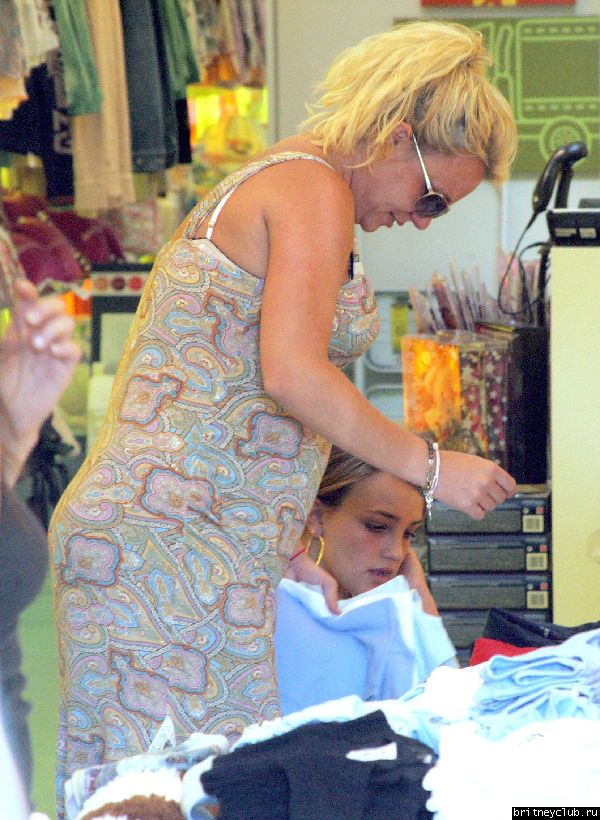 Шоппинг в Беверли Хилз3.jpg(Бритни Спирс, Britney Spears)