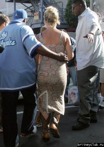Шоппинг в Беверли Хилз9uls100we.jpg(Бритни Спирс, Britney Spears)
