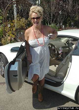 Бритни покупает цветы13.jpg(Бритни Спирс, Britney Spears)