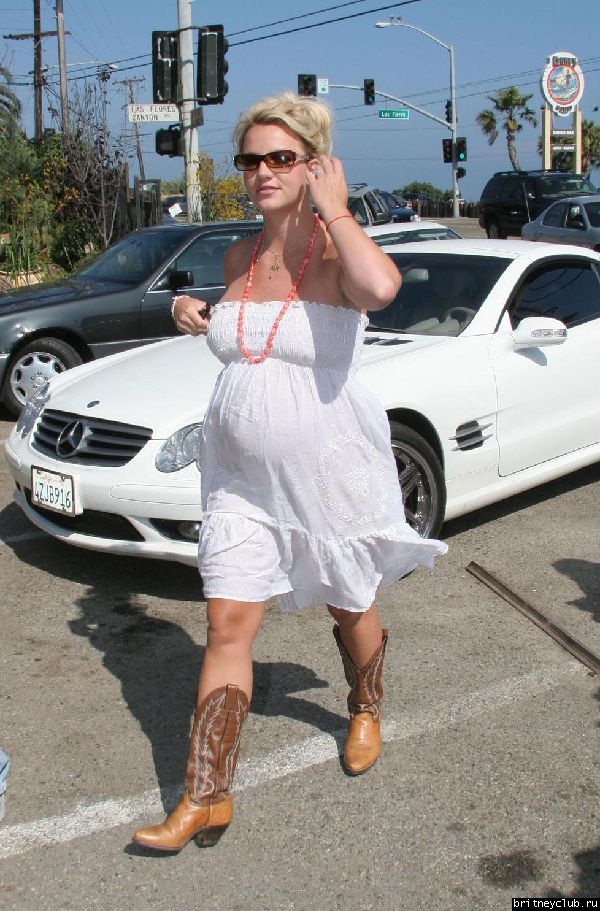 Бритни покупает цветы14~242.jpg(Бритни Спирс, Britney Spears)