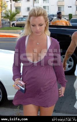 Бритни посетила звукозаписывающую студиюis111352779sj.jpg(Бритни Спирс, Britney Spears)