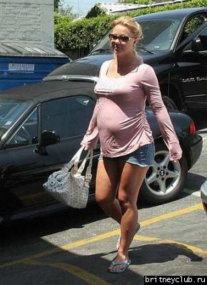 Бритни посетила студию звукозаписи04.jpg(Бритни Спирс, Britney Spears)