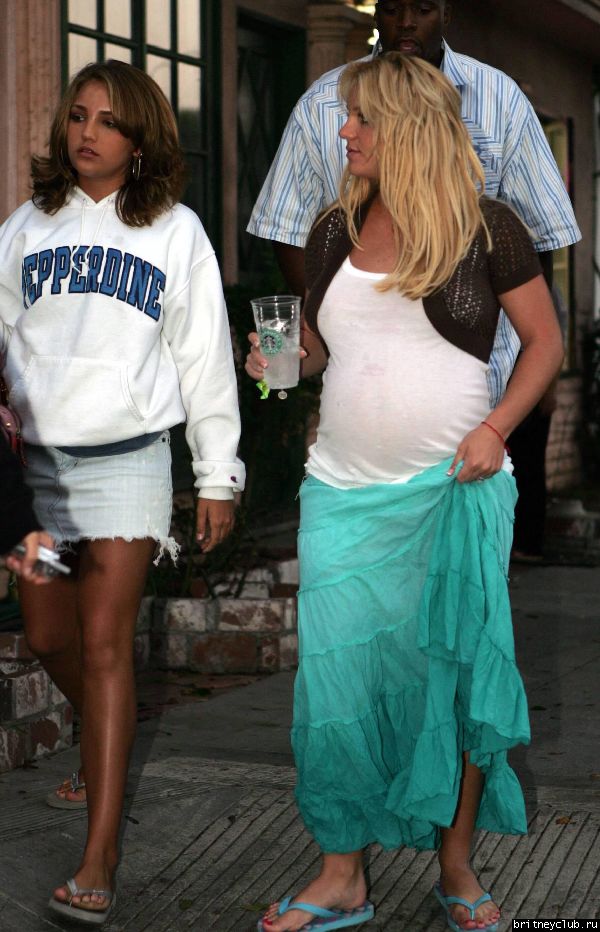 Бритни и Джеми Линн в Лос Анжелесе10.jpg(Бритни Спирс, Britney Spears)