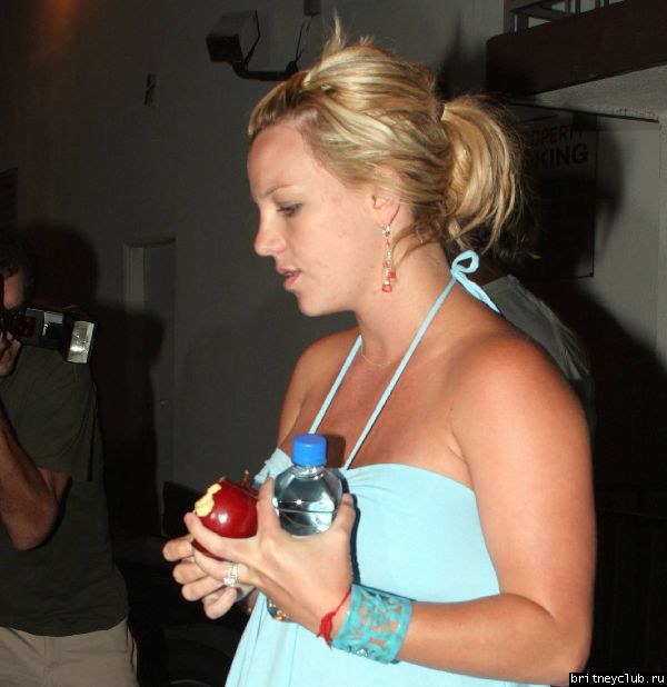 Бритни на шоппинге в Hollywood Plazab4.jpg(Бритни Спирс, Britney Spears)