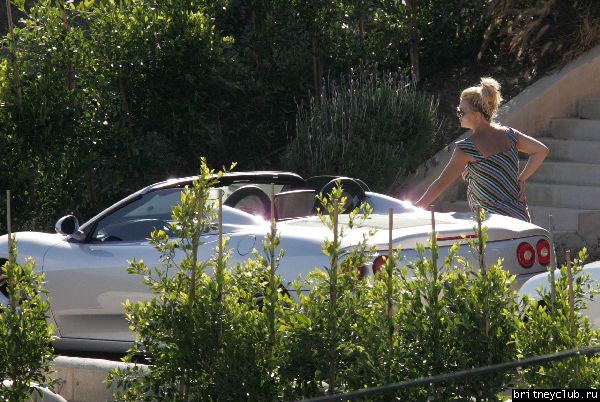 Бритни и Кевин посещают друзей17.jpg(Бритни Спирс, Britney Spears)