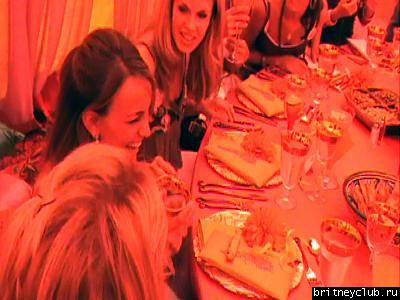 Бритни с семьей в Baby Shower25.jpg(Бритни Спирс, Britney Spears)
