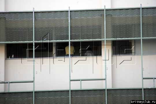 Джеми Линн идет в больницу навестить Бритни и новорожденного племянника  xbspearshospital091405142dt.jpg(Бритни Спирс, Britney Spears)