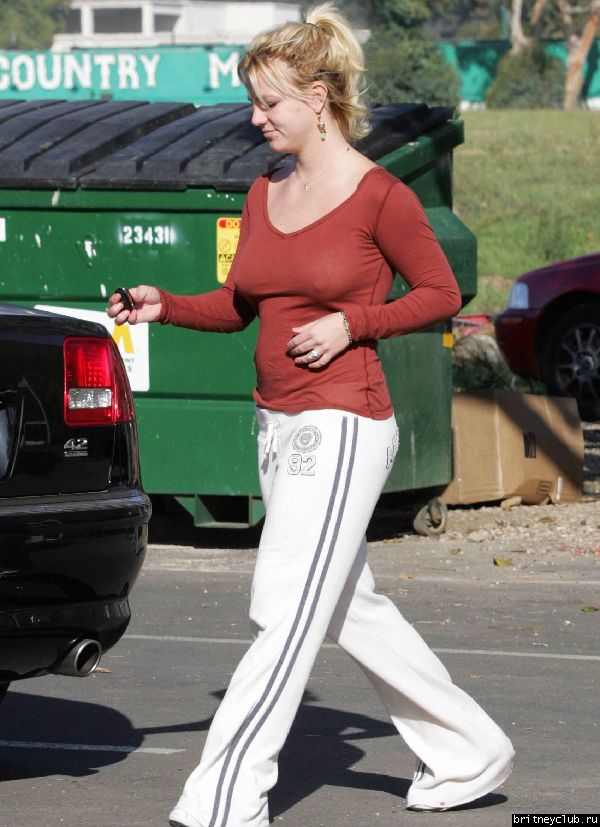 Бритни в Малибуbspears111505_05.jpg(Бритни Спирс, Britney Spears)
